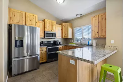 2482 W Adelaide Dr S, Riverton, UT 84065 - Photo 13