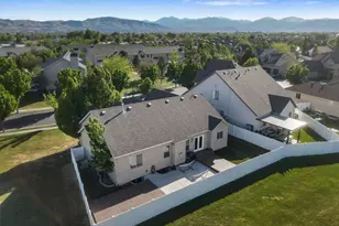 2482 W Adelaide Dr S, Riverton, UT 84065 - Photo 29
