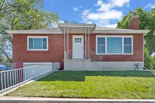 770 N Center St, Lehi, UT 84043 - Photo 1
