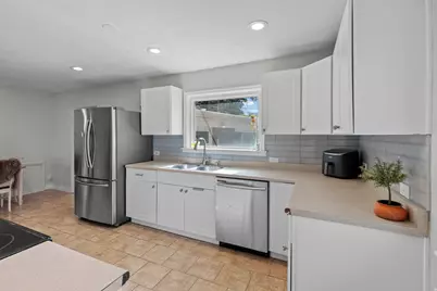 770 N Center St, Lehi, UT 84043 - Photo 9