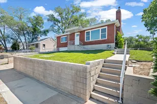 770 N Center St, Lehi, UT 84043 - Photo 1