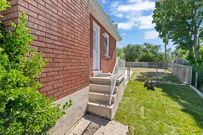 770 N Center St, Lehi, UT 84043 - Photo 43