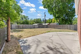 770 N Center St, Lehi, UT 84043 - Photo 37