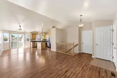 2161 W Craig Ln, Syracuse, UT 84075 - Photo 9