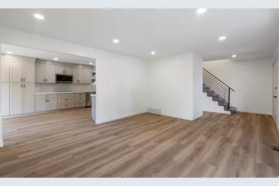 1879 E Michael Way, Sandy, UT 84093 - Photo 9