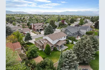 1879 E Michael Way, Sandy, UT 84093 - Photo 45