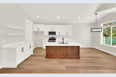 54 W Woodrow St, Murray, UT 84107 - Photo 11