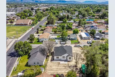 54 W Woodrow St, Murray, UT 84107 - Photo 45