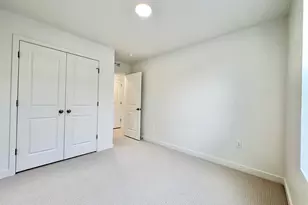 1650 N Main St, Layton, UT 84041 - Photo 13