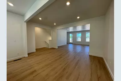 1472 N 1875 W #151, Layton, UT 84041 - Photo 5