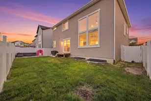 153 N Valcrest Dr, Saratoga Springs, UT 84045 - Photo 25