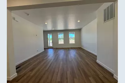 1476 N 1875 W #152, Layton, UT 84041 - Photo 9