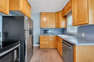 356 E Belview Ave, Murray, UT 84107 - Photo 7