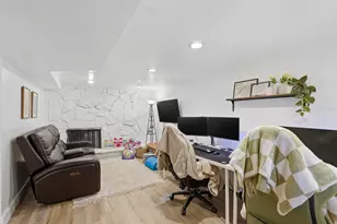 531 E 1050 N, Bountiful, UT 84010 - Photo 25