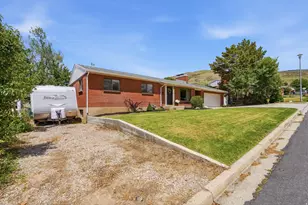 531 E 1050 N, Bountiful, UT 84010 - Photo 45