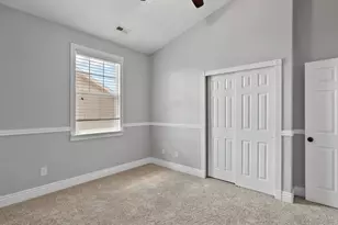 10968 Maple Farms Ln S, South Jordan, UT 84095 - Photo 11