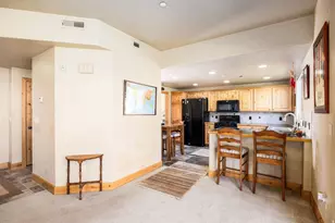 6144 Fox Pointe Circle, Kimball Junction, UT 84098 - Photo 5