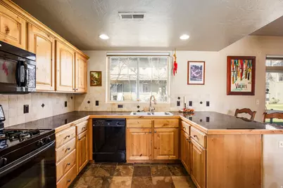 6144 Fox Pointe Cir #C2, Kimball Junction, UT 84098 - Photo 7