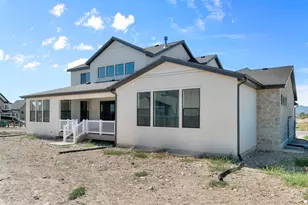 9952 N Little Leaf Ln, Highland, UT 84003 - Photo 5
