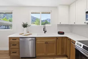 810 E Maple St, Mapleton, UT 84664 - Photo 9