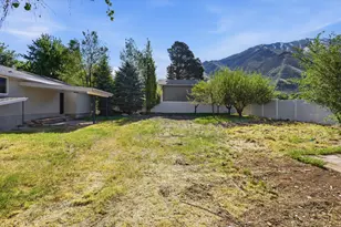 810 E Maple St, Mapleton, UT 84664 - Photo 33
