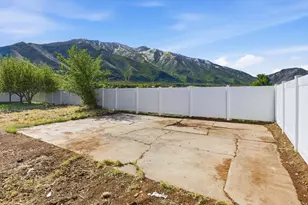 810 E Maple St, Mapleton, UT 84664 - Photo 29