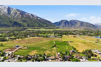 810 E Maple St, Mapleton, UT 84664 - Photo 29