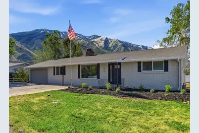 810 E Maple St, Mapleton, UT 84664 - Photo 1