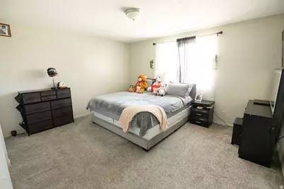 8116 W Meadow Vista Ct, Magna, UT 84044 - Photo 9