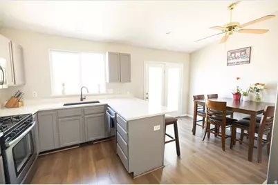 8116 W Meadow Vista Ct, Magna, UT 84044 - Photo 3