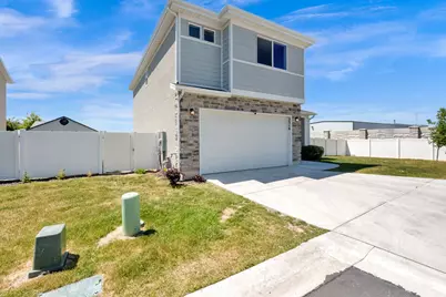 2316 W Lydia Ln S, Syracuse, UT 84075 - Photo 3