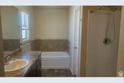 357 E 860 N, Hurricane, UT 84737 - Photo 13