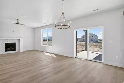 3775 W 1625 S #423, Taylor, UT 84401 - Photo 25