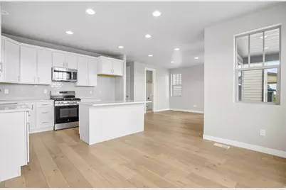 7006 W Terraine Rd, West Jordan, UT 84081 - Photo 9