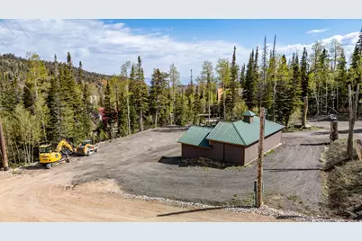539 N Half Circle Dr, Brian Head, UT 84719 - Photo 11