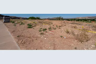 339 N 200 E #41, La Verkin, UT 84745 - Photo 5
