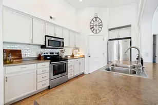 123 N Romney Ln, Pleasant Grove, UT 84062 - Photo 5