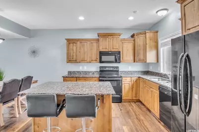 490 E 700 South S #517, Clearfield, UT 84015 - Photo 9