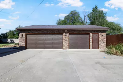 7318 S 2700 W, West Jordan, UT 84084 - Photo 35