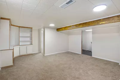 7318 S 2700 W, West Jordan, UT 84084 - Photo 17