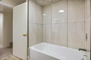 7318 S 2700 W, West Jordan, UT 84084 - Photo 29