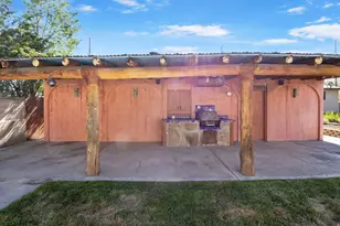 7318 S 2700 W, West Jordan, UT 84084 - Photo 43