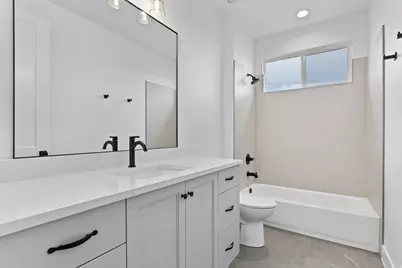3118 S 4800 W #8, Hurricane, UT 84737 - Photo 5