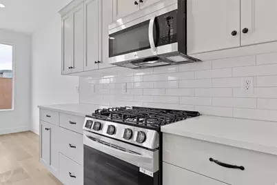 3118 S 4800 W #8, Hurricane, UT 84737 - Photo 13