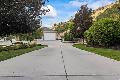 8908 S Cobble Canyon Cir, Sandy, UT 84093 - Photo 167