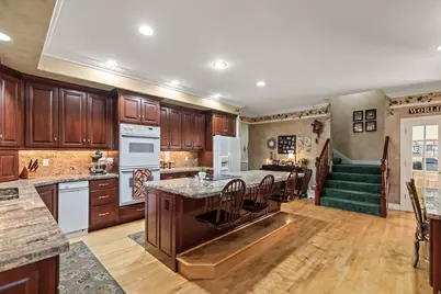 8908 S Cobble Canyon Cir, Sandy, UT 84093 - Photo 27