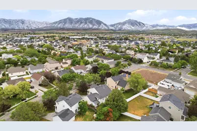 1579 N Dawson Dr, Tooele, UT 84074 - Photo 21