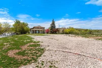 199 N 300 W, Garden City, UT 84028 - Photo 43