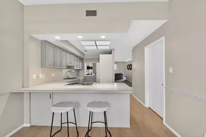 910 S Donner Way #602, Salt Lake City, UT 84108 - Photo 15