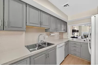 910 S Donner Way #602, Salt Lake City, UT 84108 - Photo 17